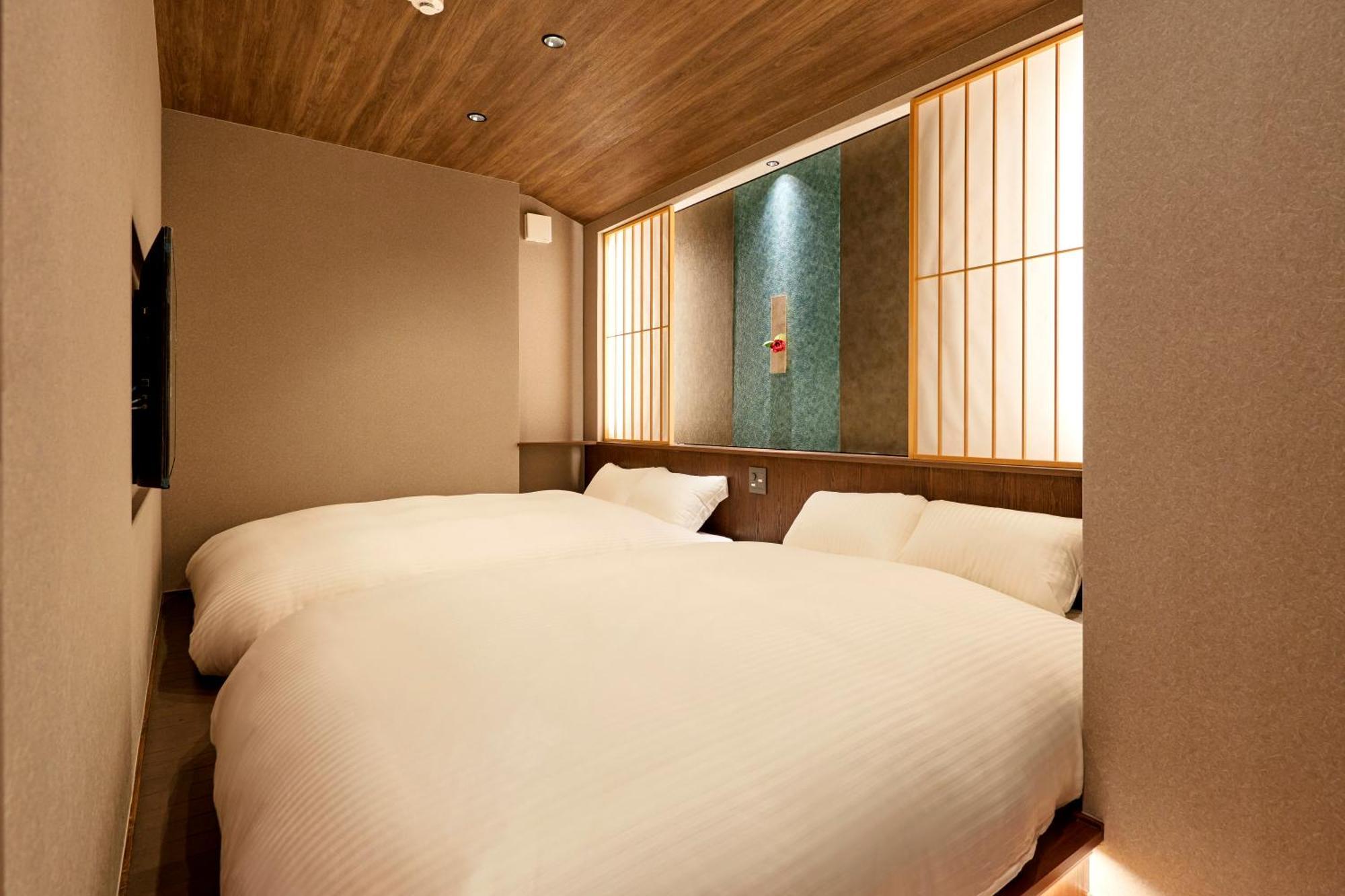 Villa 古今 天下茶屋 With A Private Parking Lot And A Half Open-Air Bath And Direct To Kix à Ōsaka Extérieur photo
